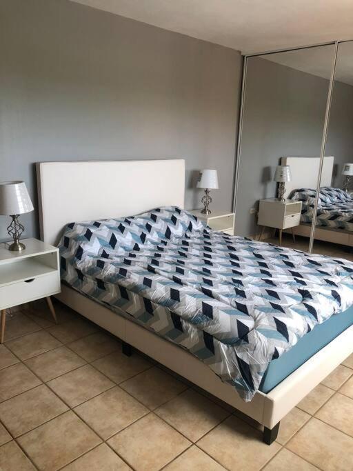 Haudimar Ph Beachfront Apt 4Br/3Bath Isabela Eksteriør billede