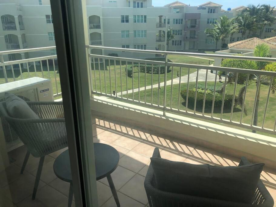 Haudimar Ph Beachfront Apt 4Br/3Bath Isabela Eksteriør billede
