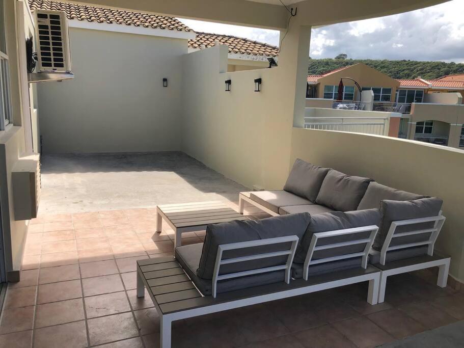 Haudimar Ph Beachfront Apt 4Br/3Bath Isabela Eksteriør billede