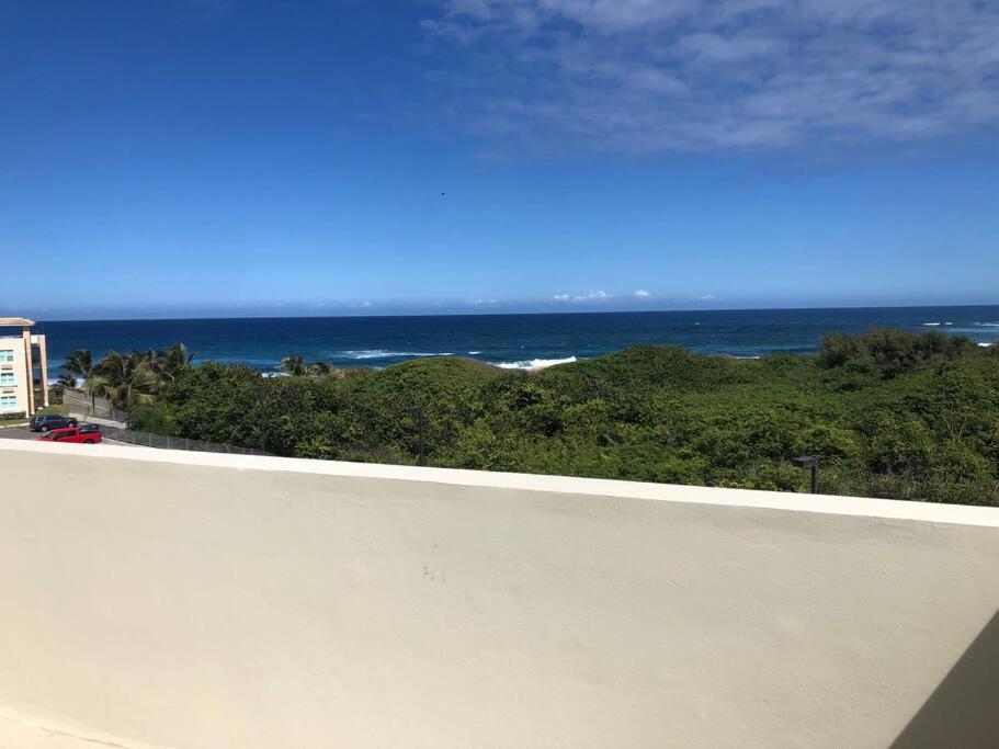 Haudimar Ph Beachfront Apt 4Br/3Bath Isabela Eksteriør billede