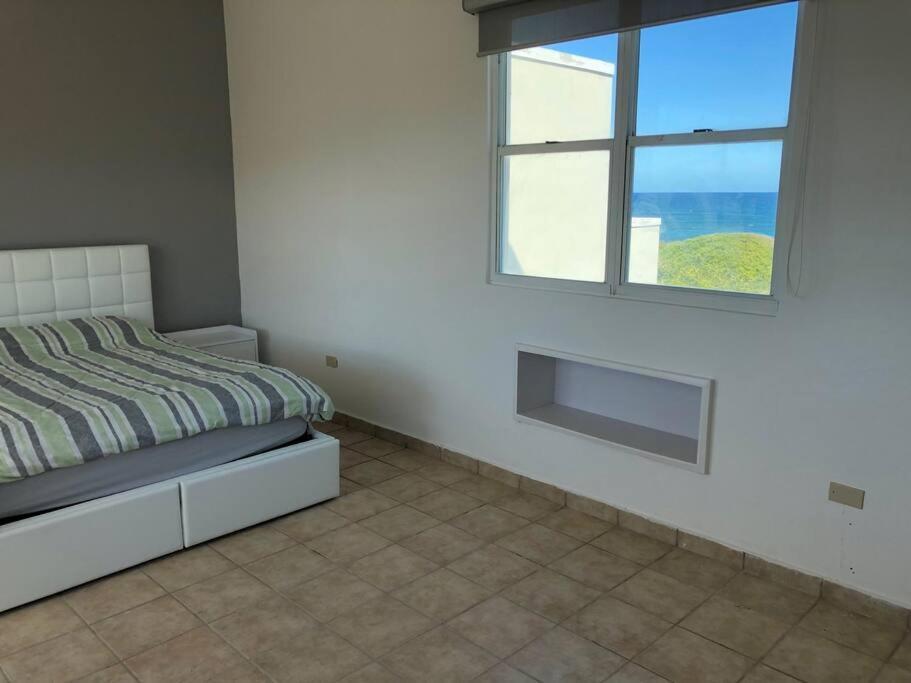 Haudimar Ph Beachfront Apt 4Br/3Bath Isabela Eksteriør billede